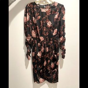 NWT Zara long sleeve floral dress - Size S